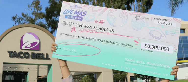 A Taco Bell Live Mas Scholar